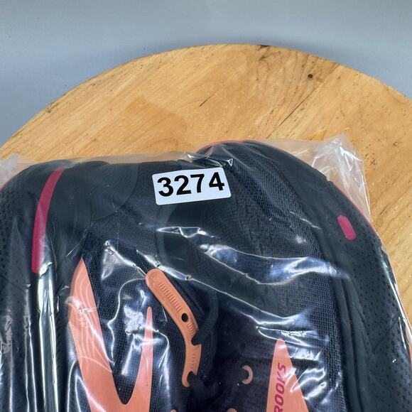 Brooks Ghost Max Womens Size 9 Shoes Black/Raspberry Athletic Running Sneakers - Picture 8 of 8